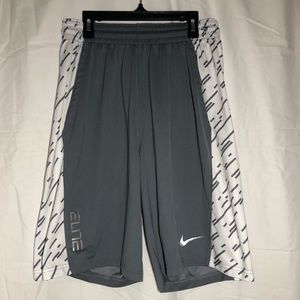 Men’s gray Nike ELITE shorts